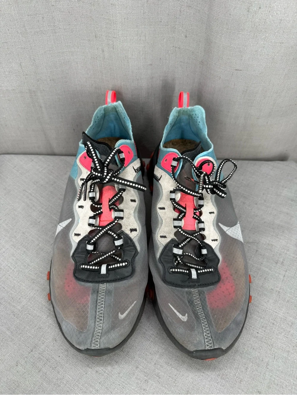 Nike React Element 87 Solar Red Blue Chill Mens 10 Grey Sneakers